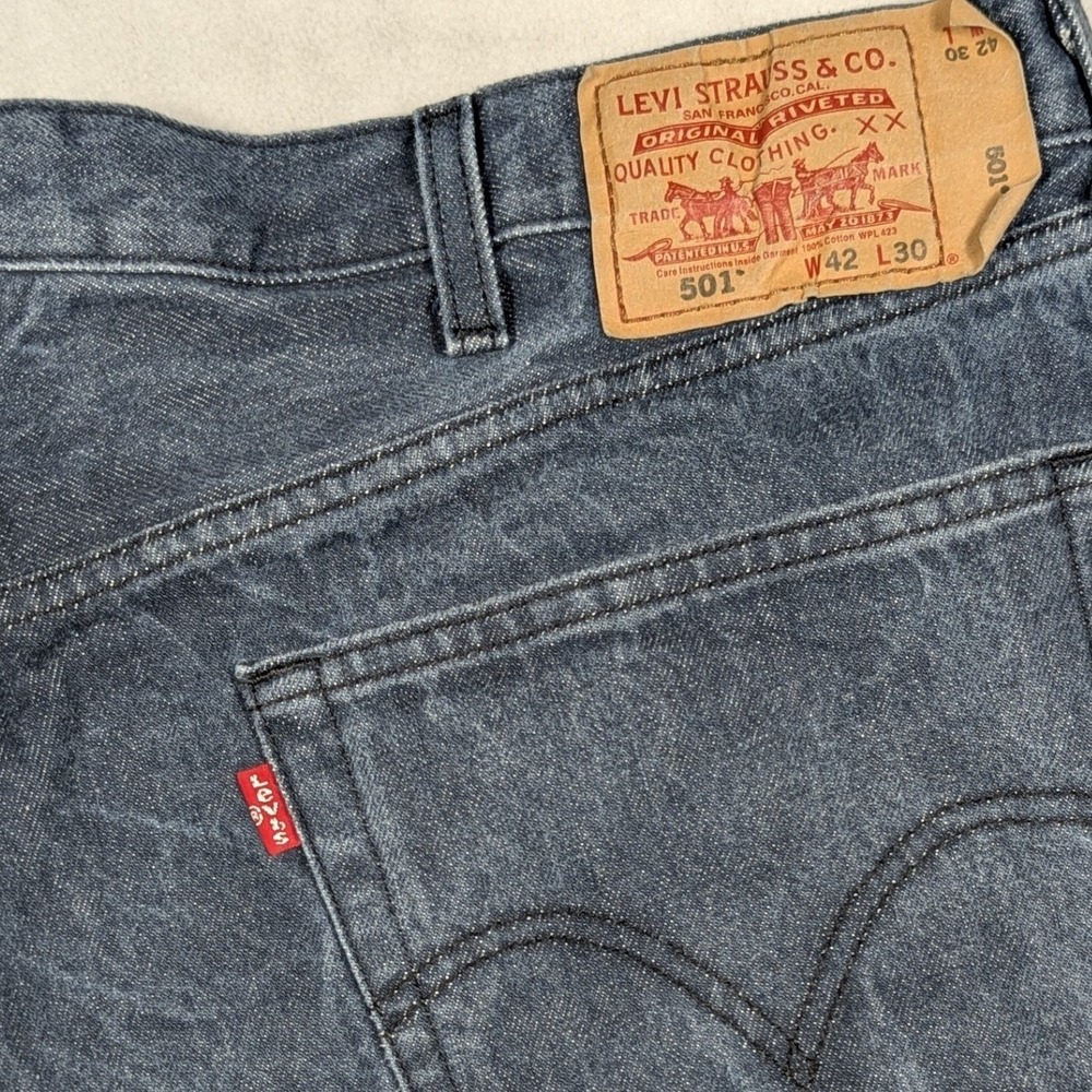 Vintage Y2K Levis 501 Original Fit Jeans Mens 42 Faded Black Denim Straight‎ Leg